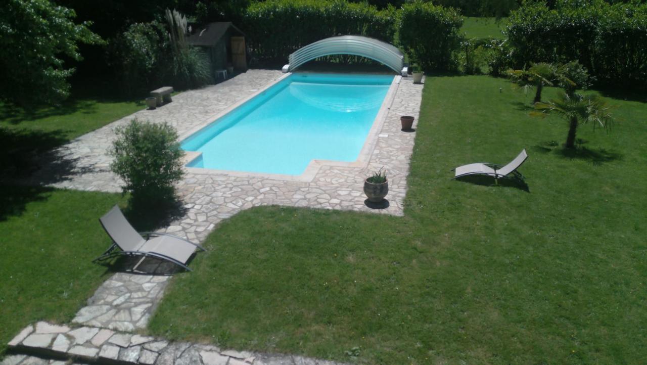 Villa Dikaria Montacher Екстер'єр фото