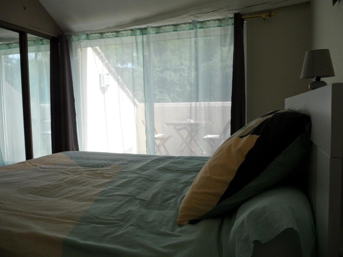 Villa Dikaria Montacher Екстер'єр фото